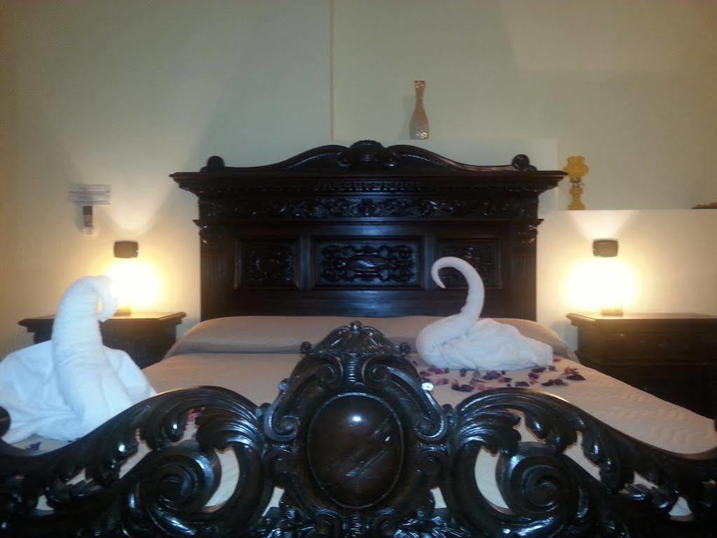 Avec Moi Roma Bed & Breakfast Exterior photo